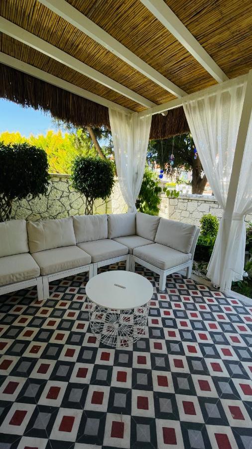 Ildiri Ella Alacati Otel מראה חיצוני תמונה